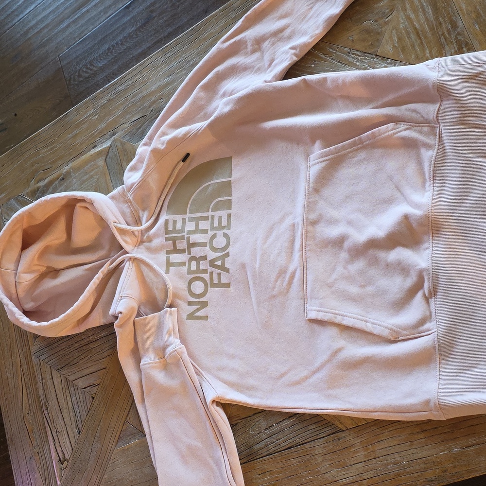 The NORTH FACE Pink Hoodie! Med